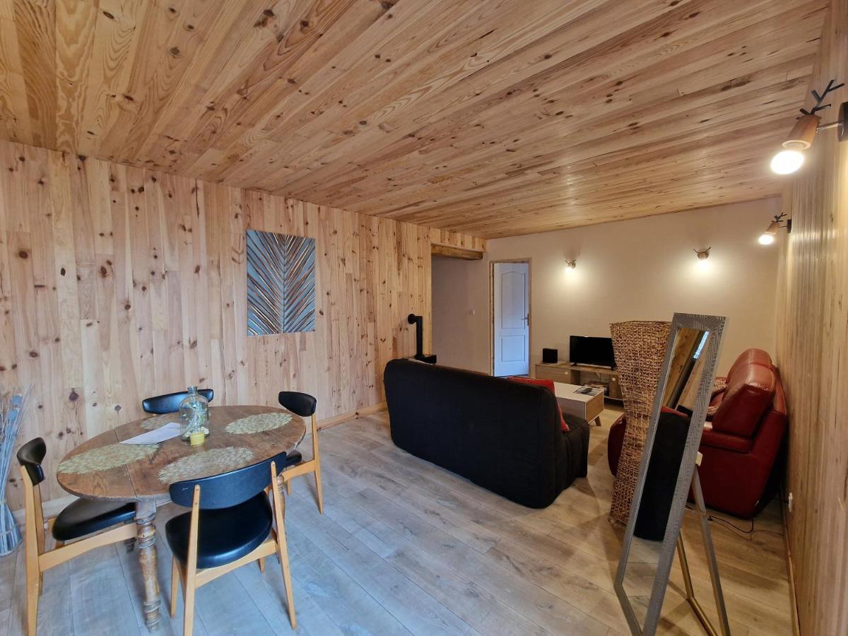Roquefeuil Chambre D'Hotes O Rendez-Vous מראה חיצוני תמונה